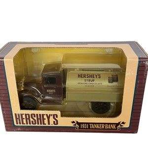 ERTL Hershey’s 1931 Tanker Die-Cast Metal Bank